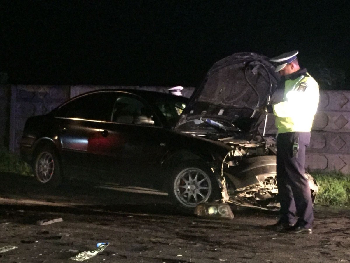 FOTO VIDEO-Accident pe Calea Cisnădiei. Trafic blocat total