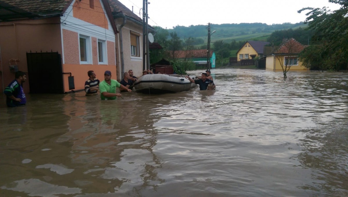 Județul Sibiu se află sub avertizare cod galben de inundații