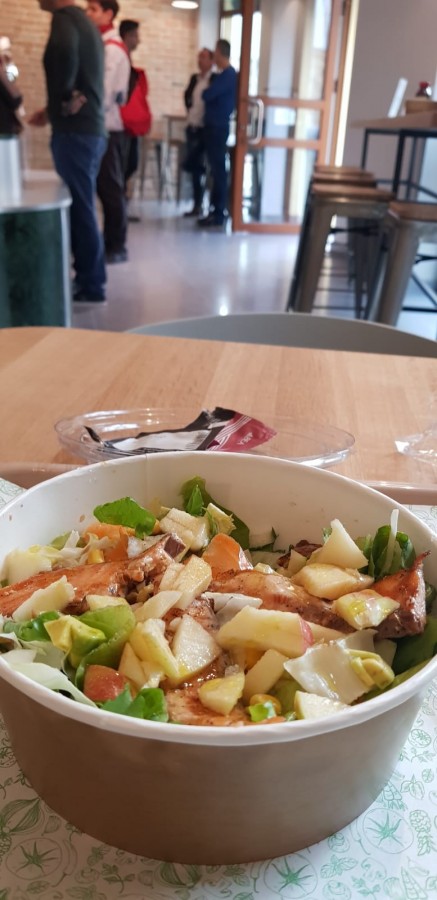 Restaurant Salateria – M-am dus bou și am plecat vacă