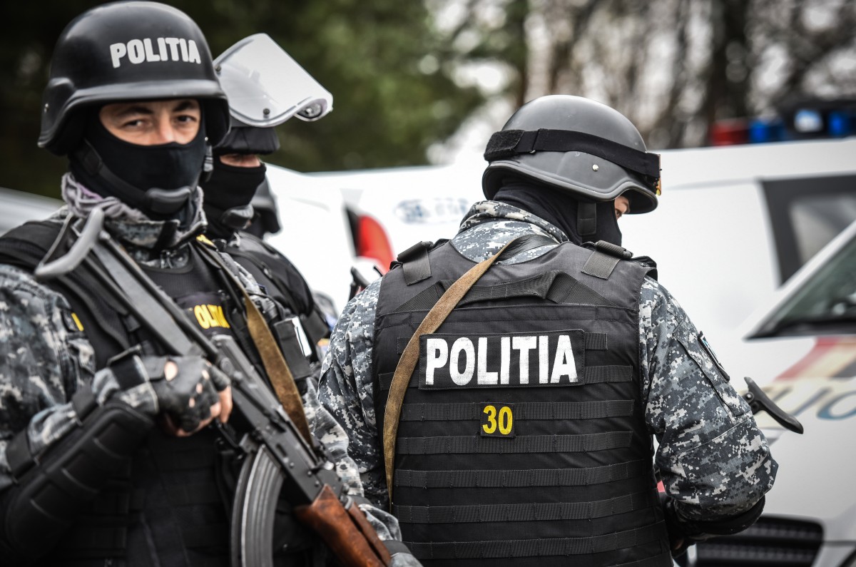 Șefii structurilor de combatere a criminalității organizate din Europa de Sud-Est s-au reunit la Sibiu