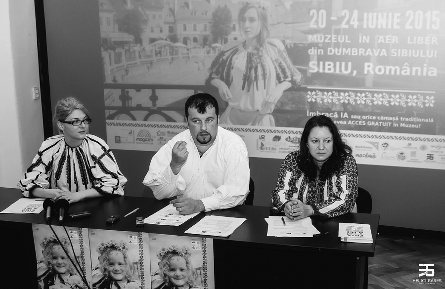 Ziua Universala a Iei sarbatorita la Sibiu cu concerte, concursuri in Muzeul Satului si hora in Piata Mica