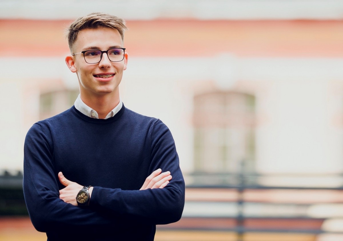 Vlad Băcilă tânărul acceptat la patru universități din Anglia: Îmi doresc ca generația mea să aibă curajul să iasă din zona de confort, pentru că efortul merită