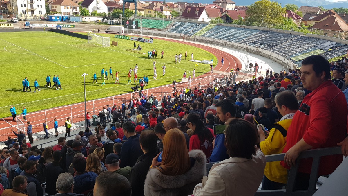 F.C Hermanstadt riscă retrogradarea din cauza unor datorii mai vechi. Clubul nu a primit licența pentru Liga I