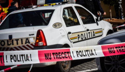 Bătaie cu sapa și toporul într-un sat. Trei sibieni au ajuns în spital