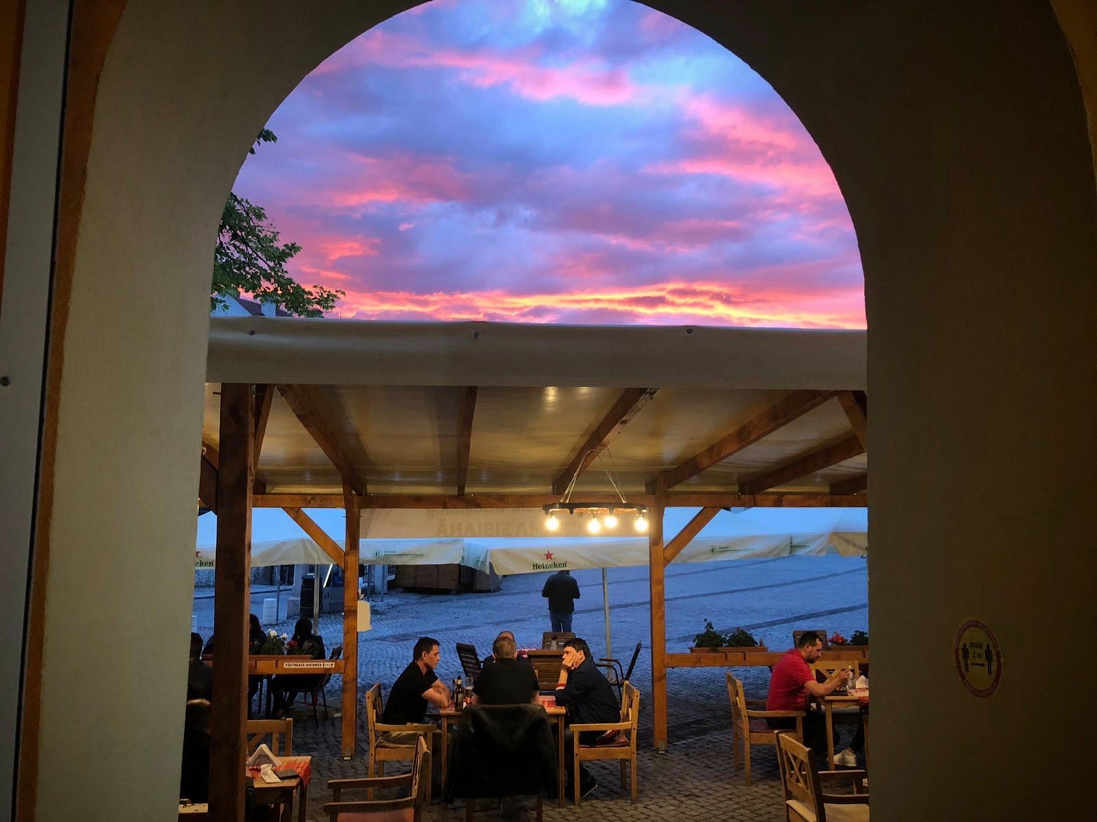 Crama Sibiană dă noul trend în Piața Mică: ”80% sunt produse locale”