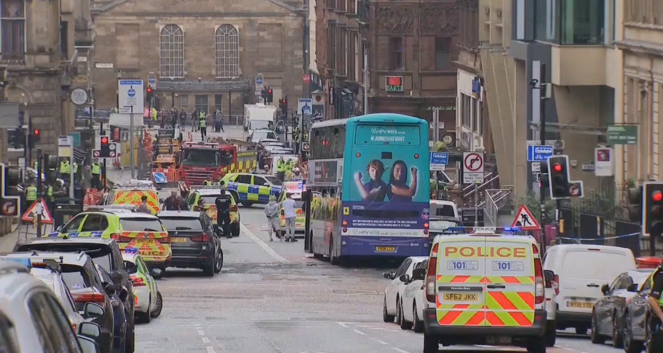 Incident armat în Glasgow. Mai multe persoane ar fi fost înjunghiate
