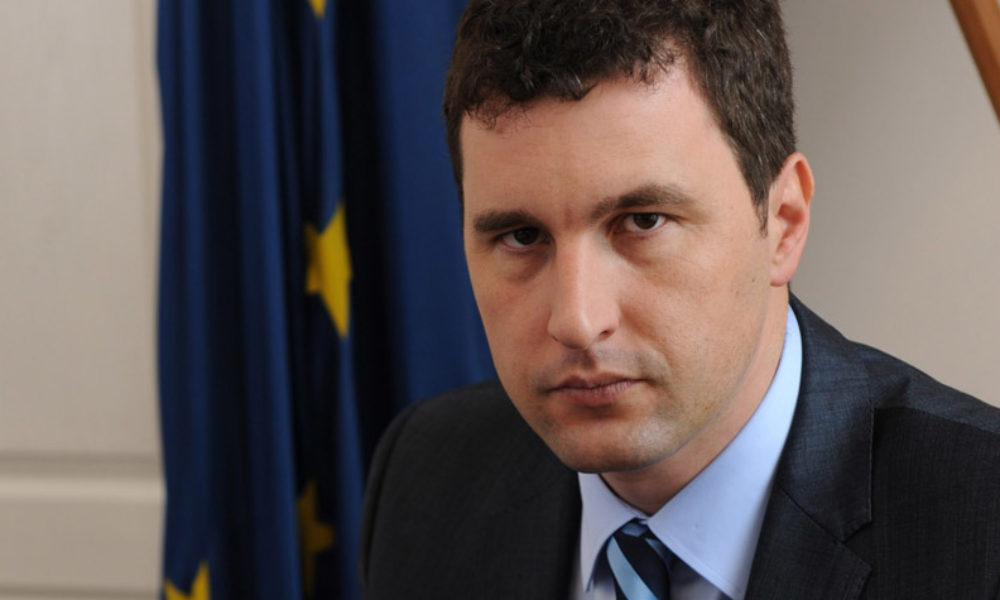 Senator UDMR, dublă pneumonie după o infecție cu COVID – 19. ”Nu doare nimic, sunt bine dispus”