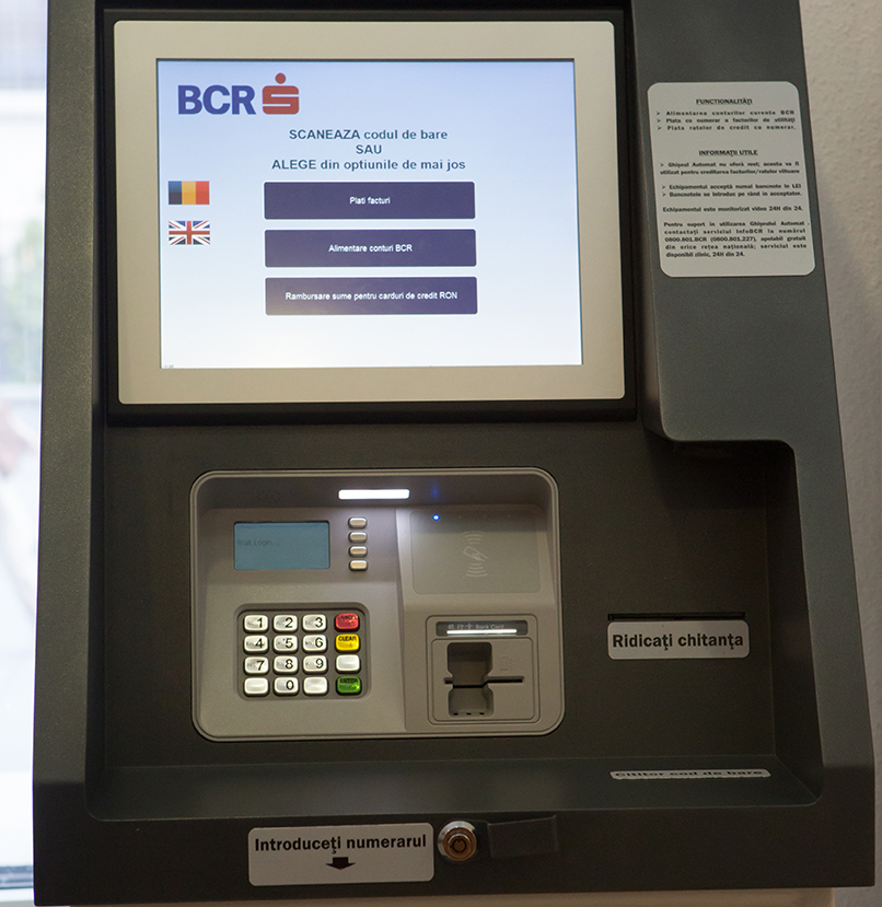 BCR oprește sistemul de carduri, în noaptea de vineri spre sâmbătă, pentru lucrări de îmbunătățire