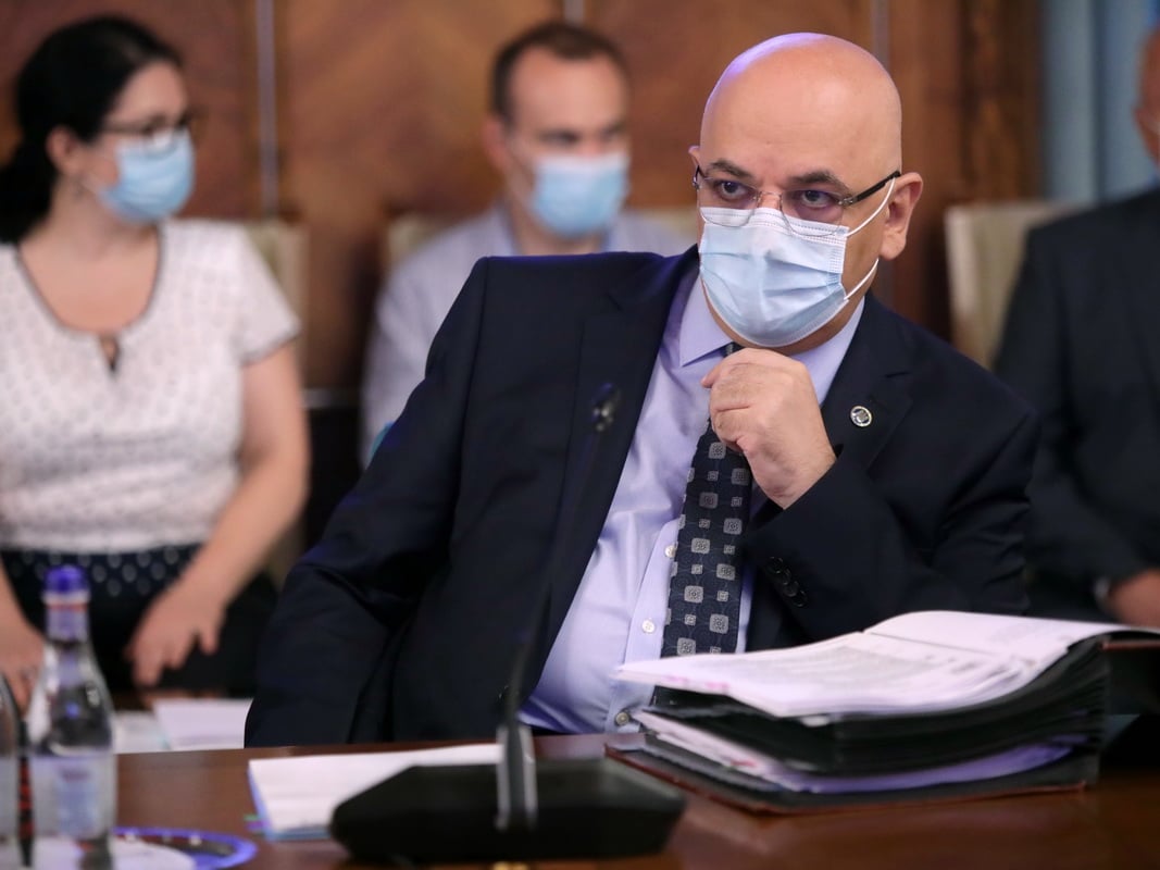 Arafat anunță că astăzi vom avea aproape 900 de cazuri noi de coronavirus. În București spitalele sunt pline