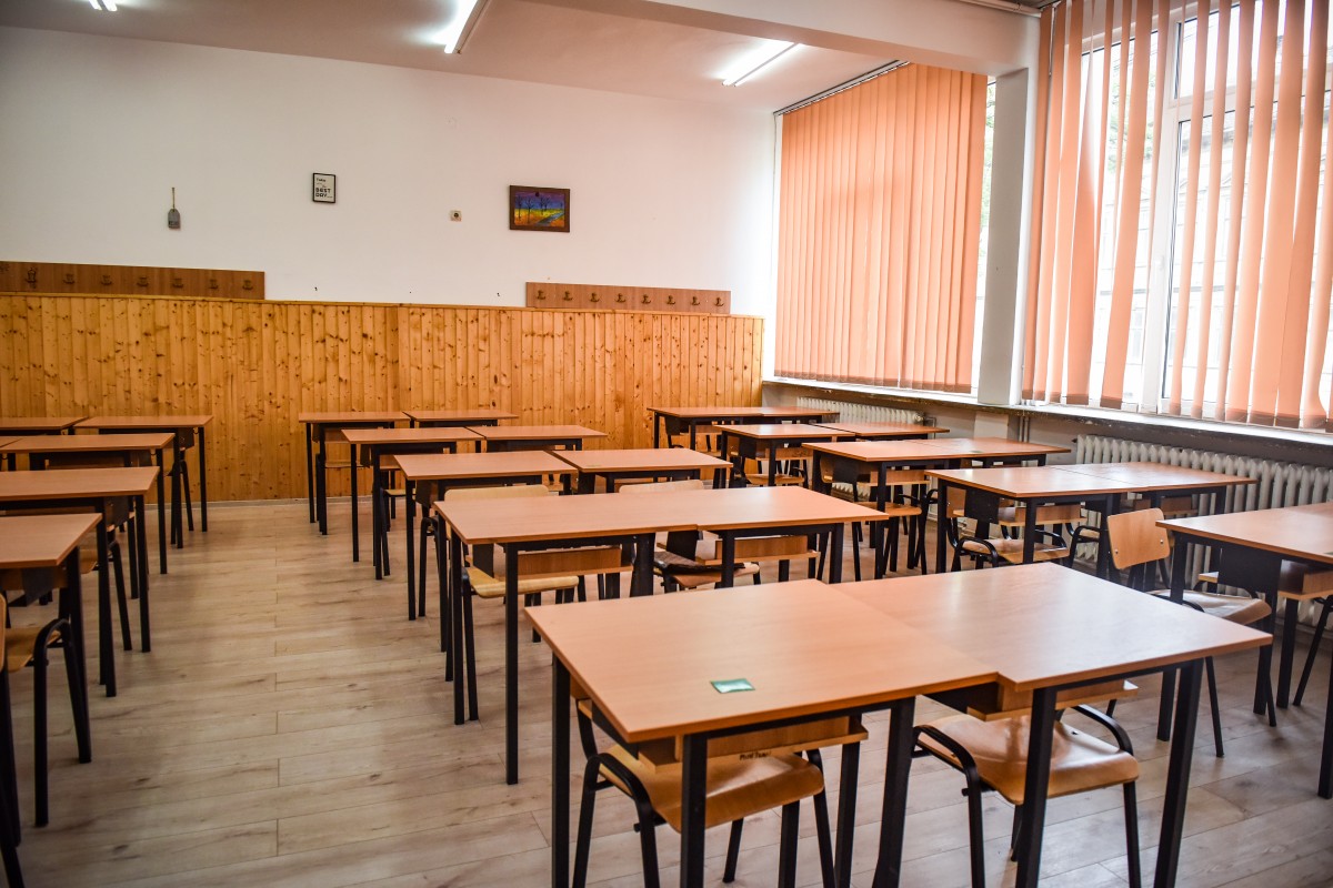 Vigilență maximă la definitivat. Peste 200 de cadre didactice vor susține mâine acest examen