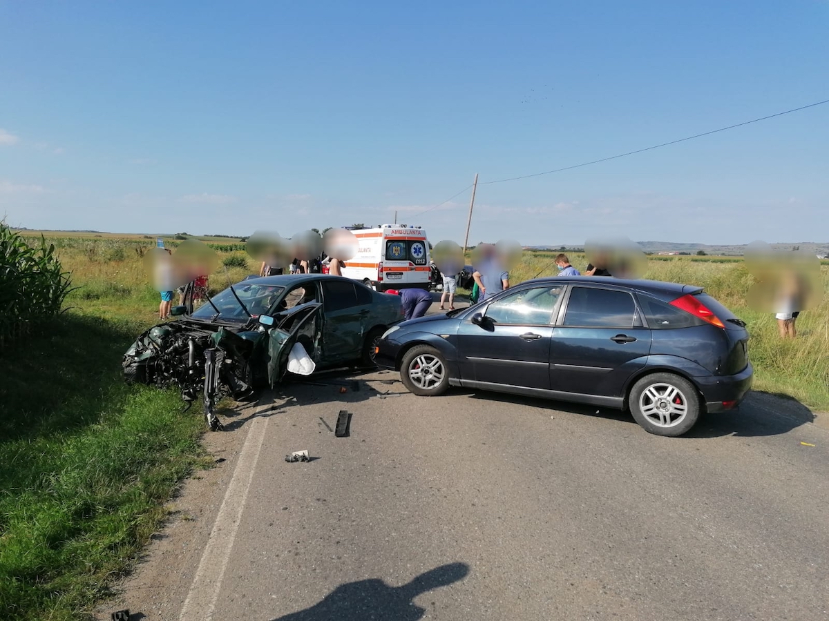 Femeia rănită grav, într-un accident provocat de un șofer de 18 ani, se recuperează