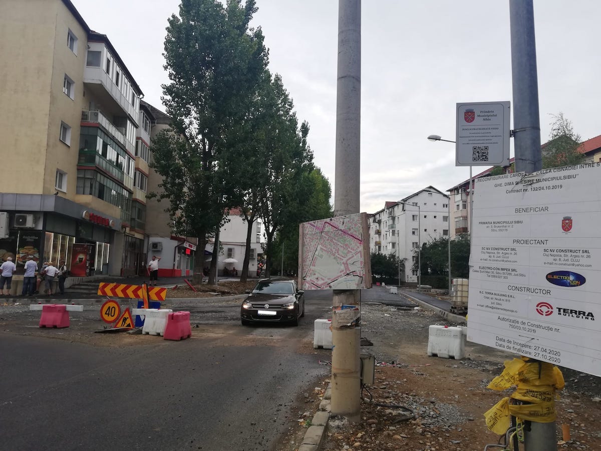 Galerie foto - Lucrările la primul tronson din Calea Cisnădiei se apropie de final. Constructorul încearcă să termine mai repede