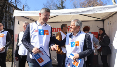 Sâmbătă se face fuziunea: PLUS va fi absorbit de USR, în primă fază