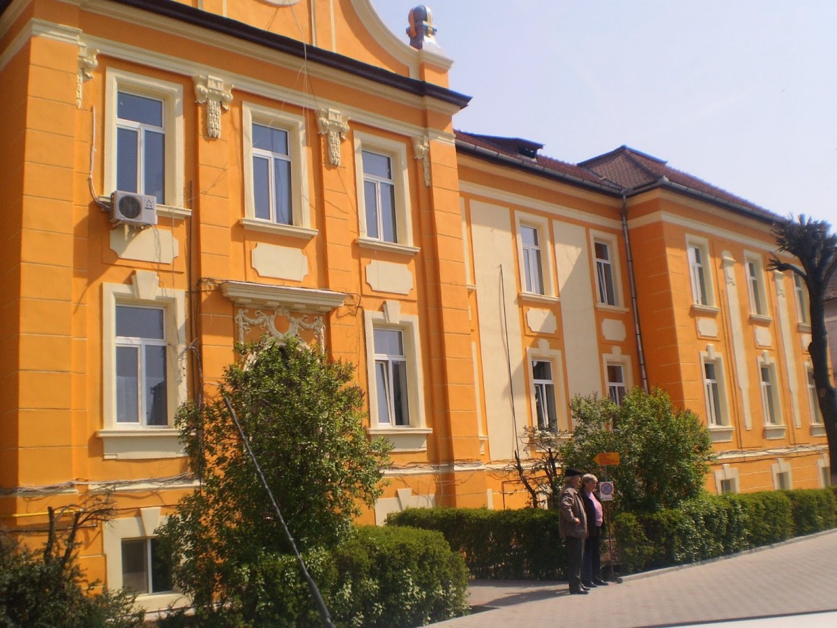 Actualizare: Cadrele medicale de la Mediaș s-au infectat în afara spitalului