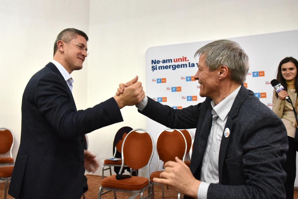 USR și PLUS fuzionează