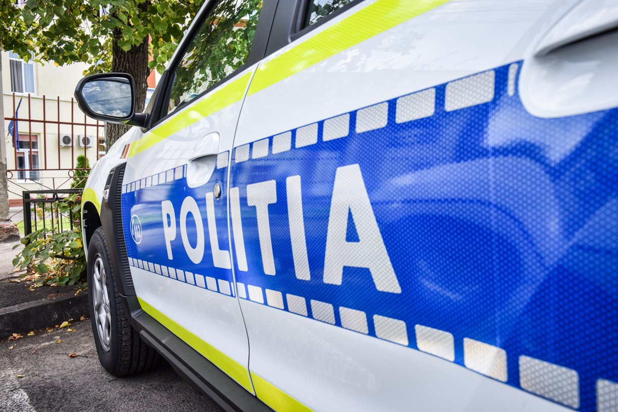 Polițiștii sibieni au aplicat duminică 14 amenzi, a câte 1500 de lei, pentru nepurtarea măștii