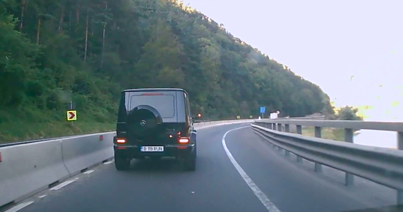 VIDEO - Cum fumează bogații pe Valea Oltului?