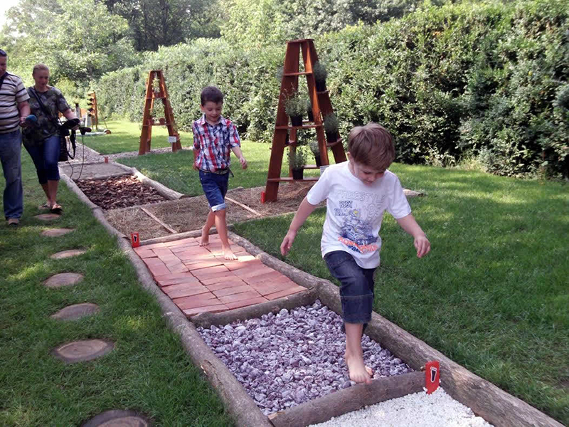 Proiectele maratonului: Alee senzorială pentru copiii cu autism