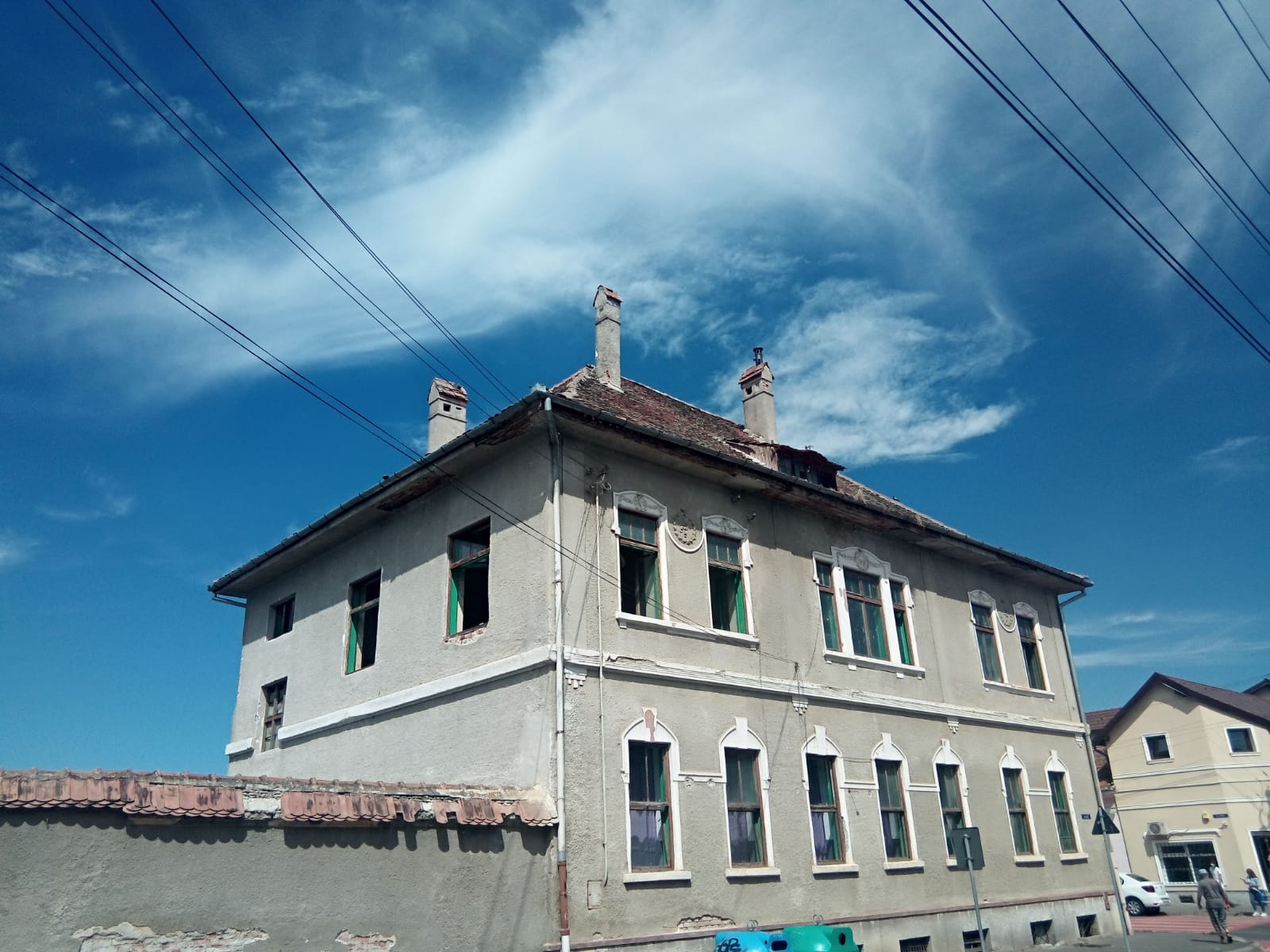 Galerie Foto: Șantiere cu două săptămâni înainte de a începe școala: „Lucrările vor fi terminate în interior”