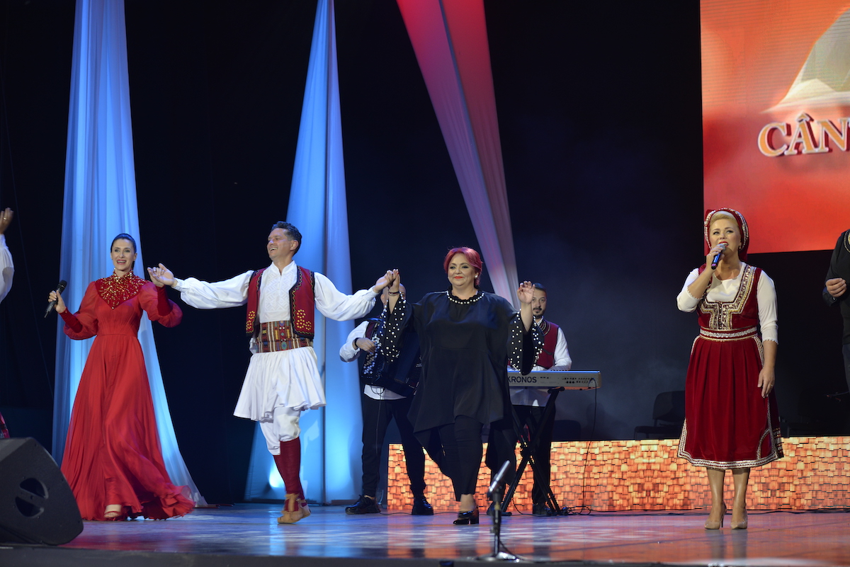 5 zile de folclor la „Cântecele Munților”
