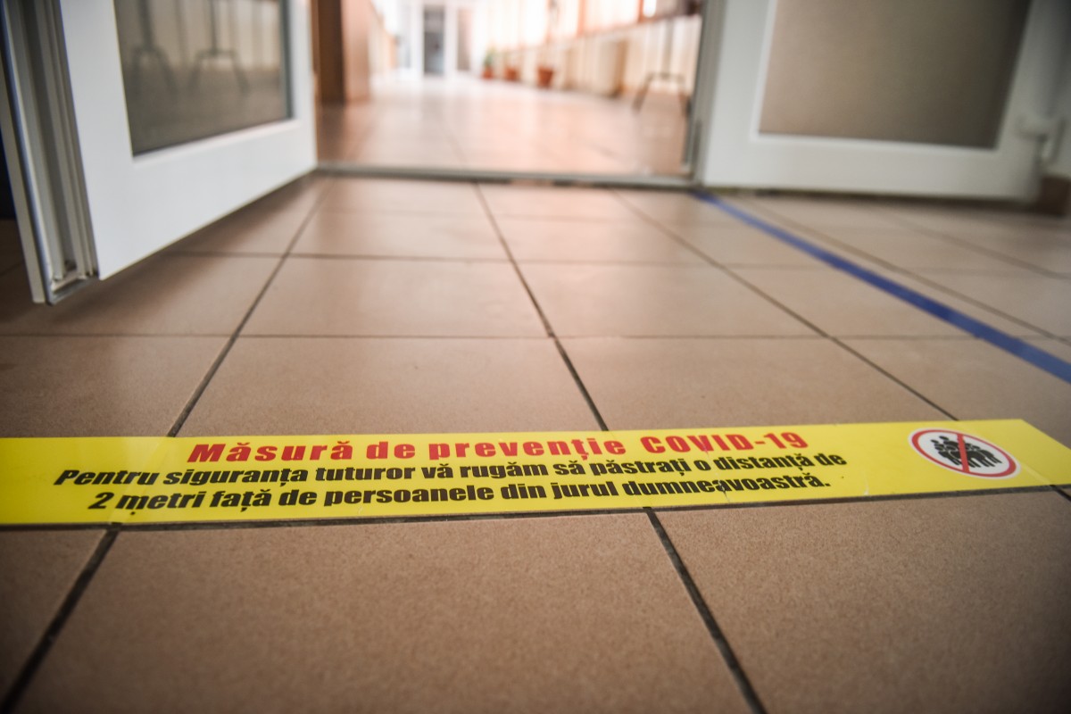 Ministrul Sănătății: Fiecare școală va trebui să aibă o sală pentru izolarea elevilor care prezintă simptome respiratorii