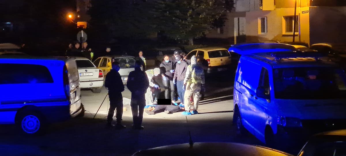 Tânăr de 28 de ani înjunghiat mortal, în fața unui bloc din Terezian