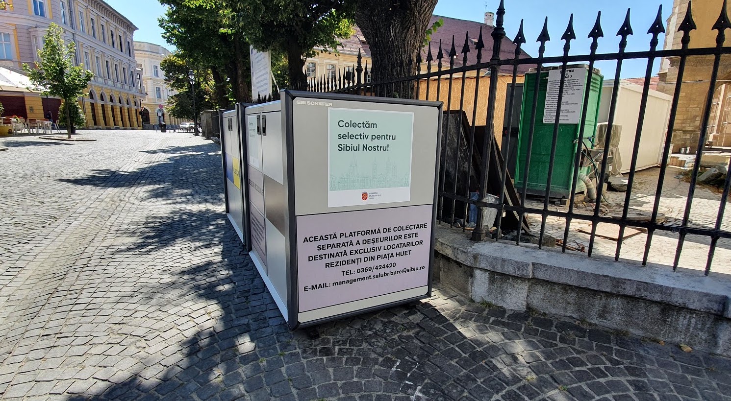 Containere ”high-class” pentru sibienii din Piața Huet: duc gunoiul cu cardul