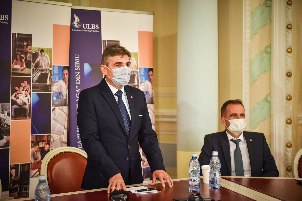 Deschiderea festivă a ULBS. Rectorul: „Nu am fost niciodată susținătorii unor manifestații de tip comunist”