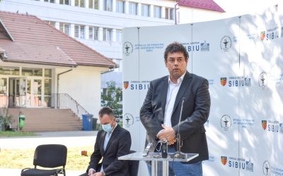 Decanul facultății de medicină din Sibiu, vindecat de Covid: „Nu trebuie să avem nicio psihoză, dar nu este o glumă”
