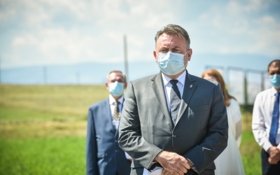 Marian Oprișan ”se agață” de proiectul noului spital județean din Sibiu. ”Și spitalul din Focșani să fie finanțat din fonduri europene”