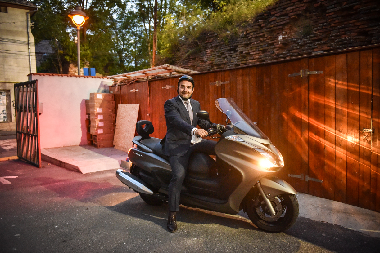 Horațiu Marin: ”Este vorba de mentalitate. Nu este nici o rușine să mergi cu bicicleta, cu scuterul sau cu trotineta electrică la serviciu”