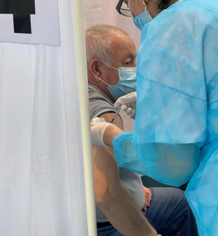 Prima persoană vaccinată la Avrig a fost un pensionar de 67 de ani, din municipiul Sibiu