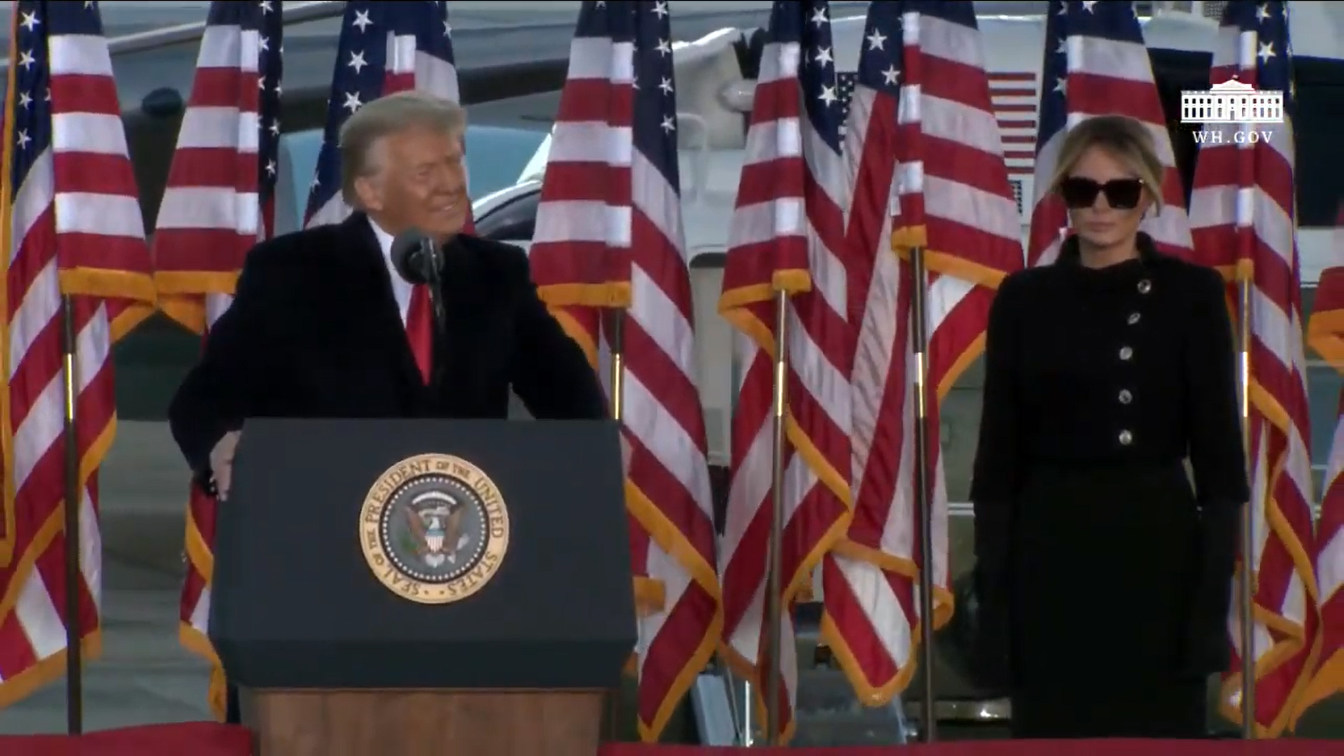 VIDEO Donald Trump a părăsit Casa Albă