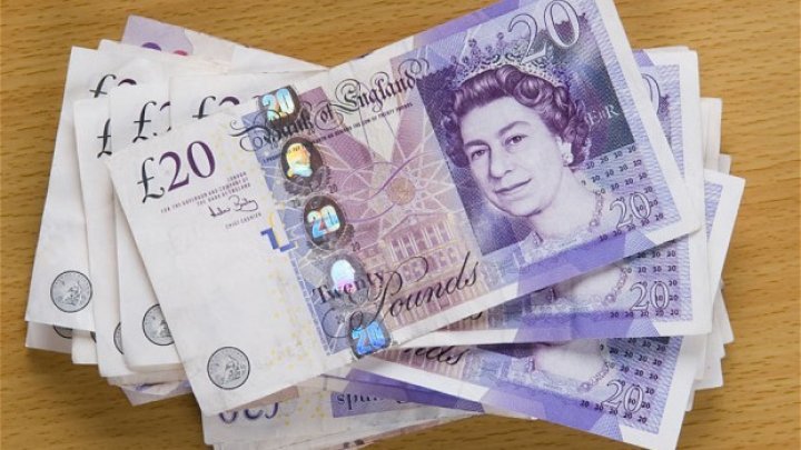 Marea Britanie dă 500 de lire pentru britanicii depistați pozitiv cu coronavirus