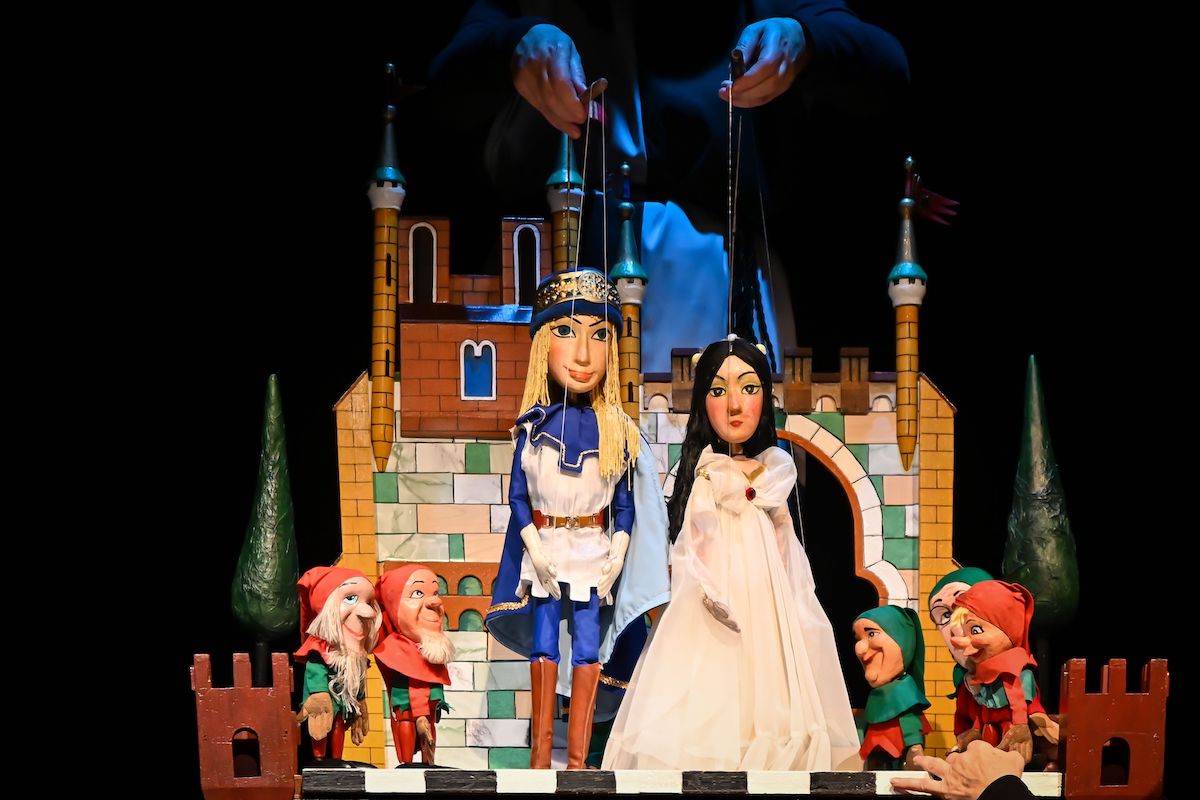 Albă ca Zăpada se mută pe scena de la Gong