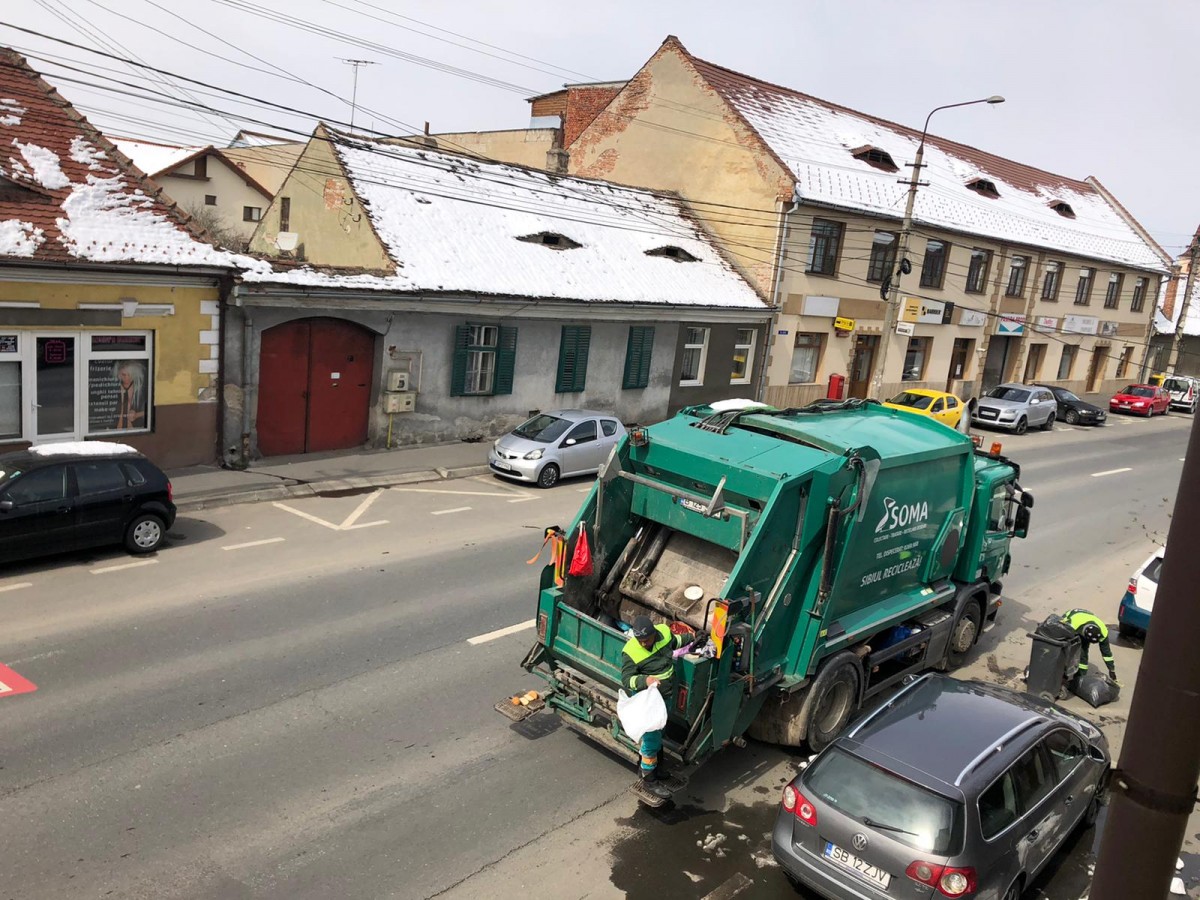 Taxa de salubrizare crește și cu 325% la Sibiu. Primăria susține că sibienii nu vor putea schimba aceste creșteri