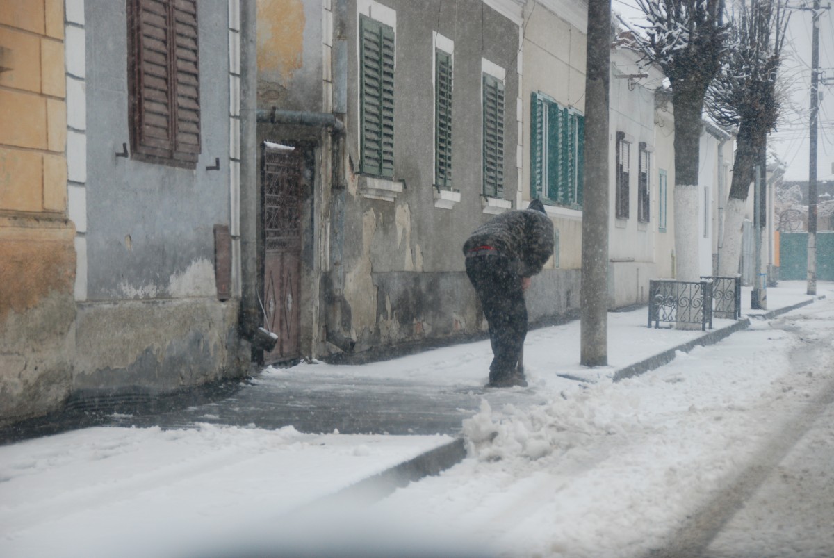 Cod galben de ninsori în tot județul Sibiu. Meteorologii anunță un strat consistent de zăpadă