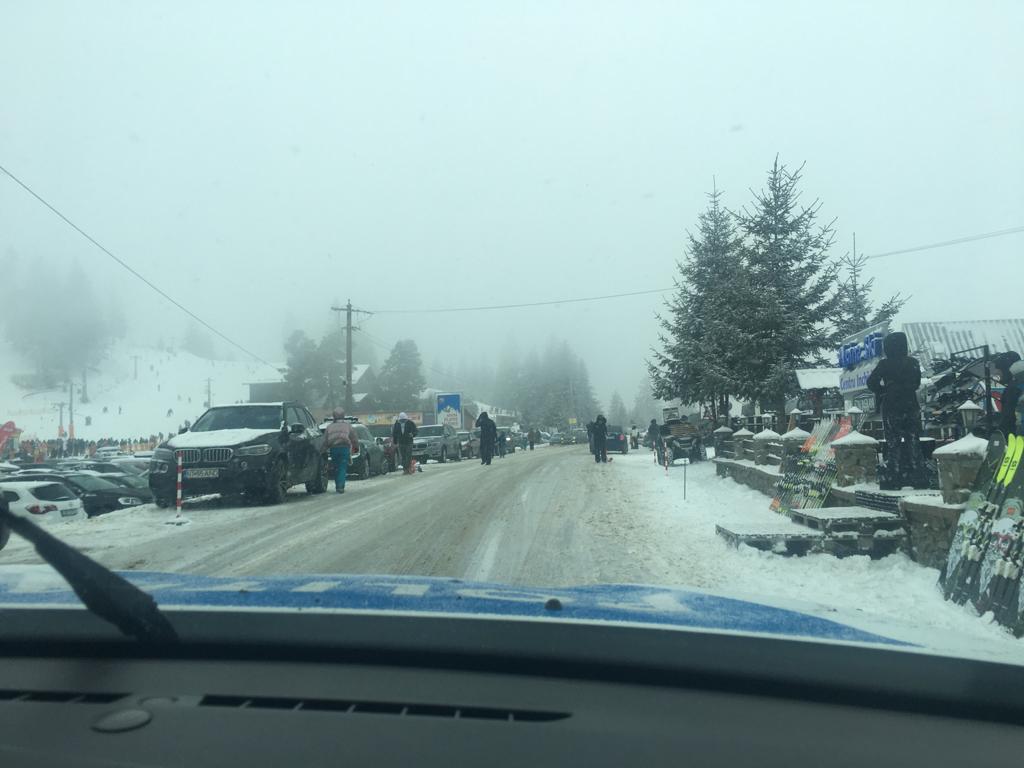 FOTO – Cum se circulă pe drumul spre Păltiniș