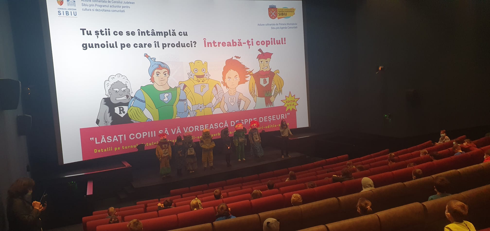 Responsabilitate socială: Compania Oasis sprijină elevii de la școlile din Sibiu și mediul înconjurător