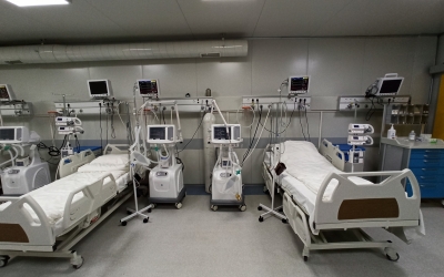 Agenţia Europeană pentru Medicamente examinează un cocktail de anticorpi dezvoltat de AstraZeneca