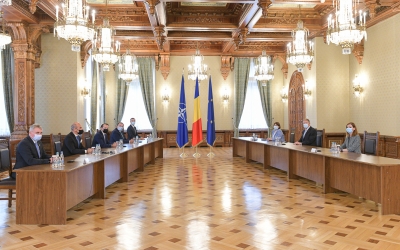Preşedintele Iohannis are consultări cu partidele şi pentru desemnarea candidatului la funcţia de prim-ministru