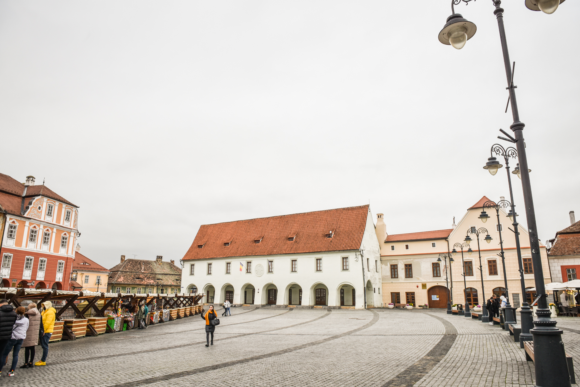 12,31 - incidența scade ușor în Sibiu, dar crește în Cisnădie și în Șelimbăr. 4 localități din județ au o rată de infectare de peste 10 la mie