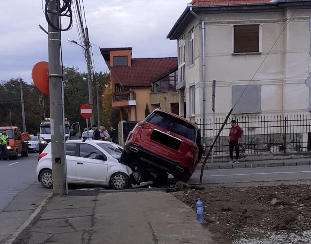 Cum s-a petrecut accidentul din weekend, de pe Argeșului. „Caz clasic de neacordare de prioritate”