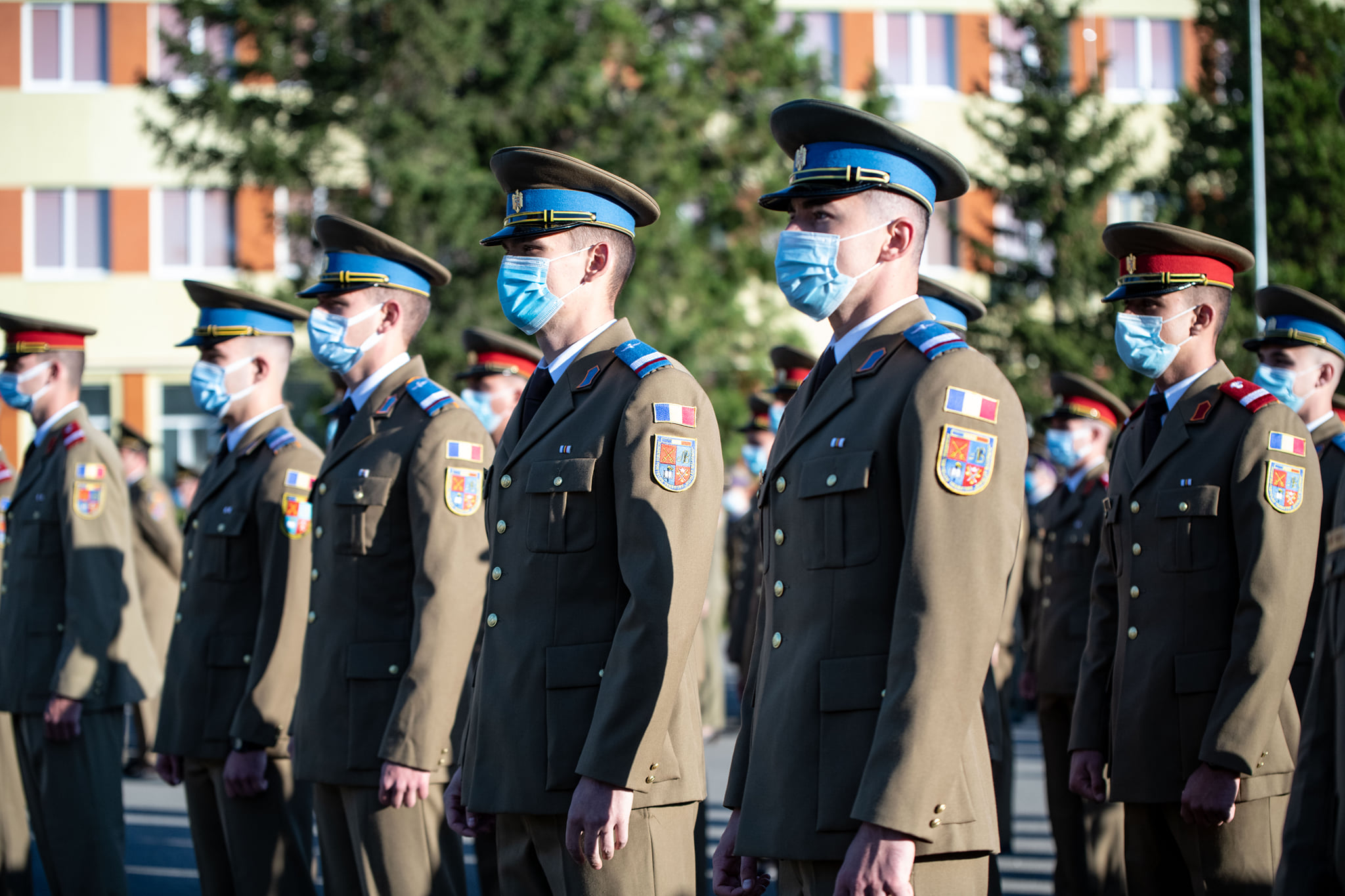 Aproape 1.600 de studenţi militari au început anul universitar la Academia Forţelor Terestre Nicolae Bălcescu