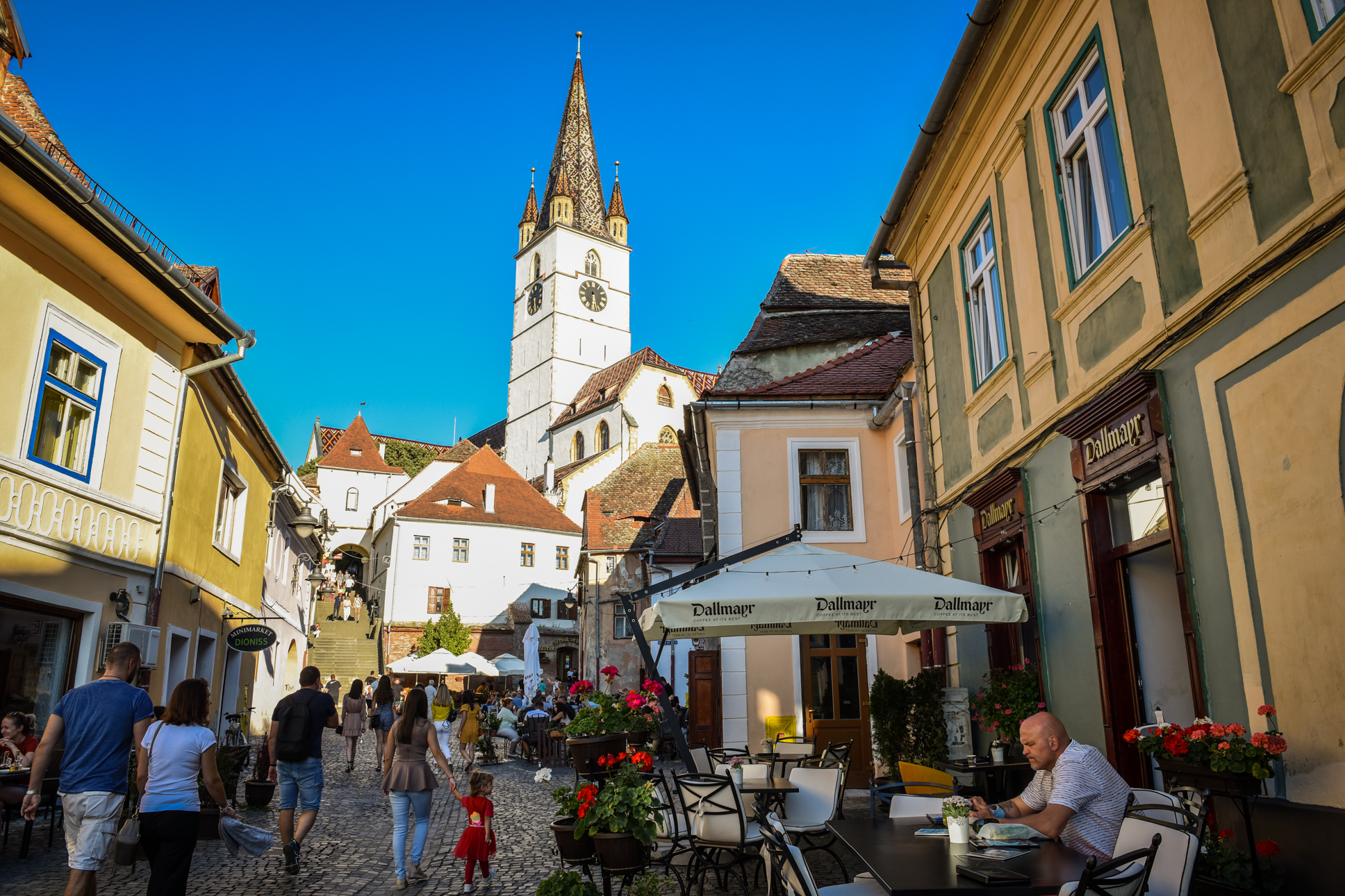 Incidența în orașul Sibiu crește la 7,32, cu peste 1.240 de cazuri active. Situația în fiecare localitate