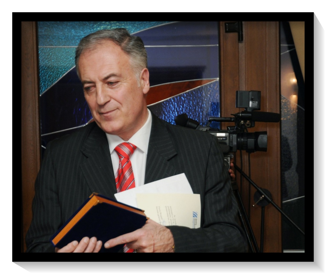A murit Florin Zaharescu, fostul director al Radio Cluj și profesor al ULBS