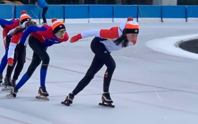 Două patinatoare din Sibiu participă la cupe mondiale, la 17 ani. Au plecat în Germania să se antreneze