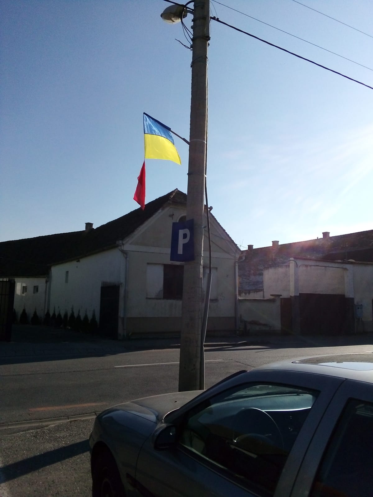 1.200 de steaguri tricolore noi, de 1 Decembrie. Primăria Sibiu a luat în serios Ziua Națională