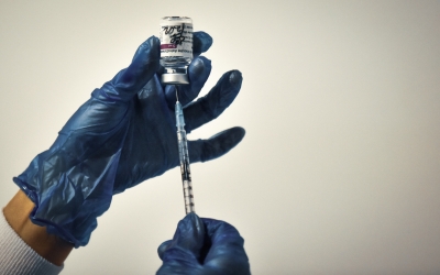 Comisia Europeană: restricțiile împreună cu vaccinarea sunt necesare pentru a învinge pandemia