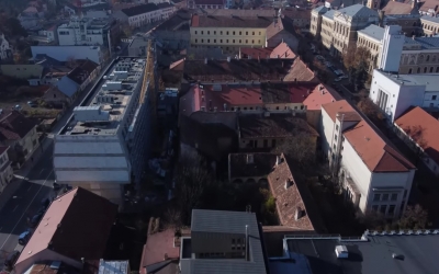 VIDEO Hotelul ”sicriu” construit de familia Ghișe în Cluj, din nou subiect de dezbateri. ”Noul hotel face parte din stil urbanistic de junglă”